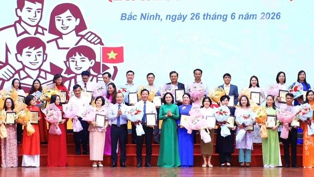 25 năm vun đắp những giá trị bền vững cho gia đình Việt
