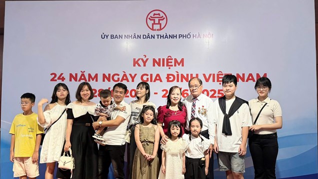 Khi chữ “anh” được đặt lên bàn cân tài sản