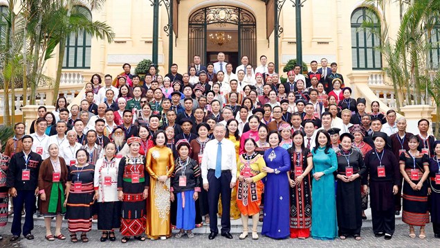 Giữ gìn văn hóa các dân tộc không chỉ là bảo tồn di sản, mà còn giữ gìn nền tảng tinh thần của xã hội