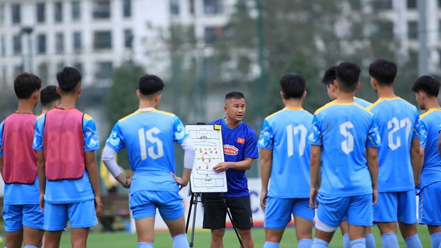 U23 Việt Nam vẫn chưa đủ lực lượng trong ngày tập luyện thứ hai