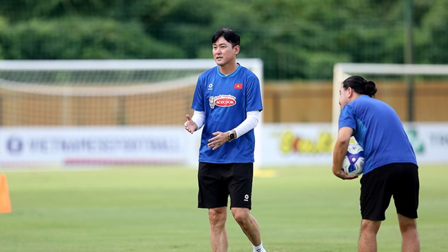 Trợ lý người Hàn Quốc chia tay Ban huấn luyện đội U23 và ĐTQG