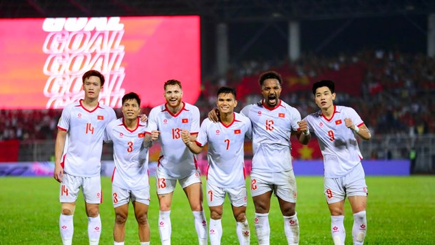 Thắng Malaysia ngay trên sân khách, Việt Nam rộng cửa vào chung kết
