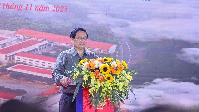 Thủ tướng dự lễ khởi công Trường nội trú liên cấp tại Thanh Hóa