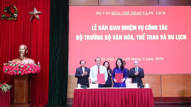 Bàn giao nhiệm vụ Bộ trưởng Bộ Văn hoá, Thể thao và Du lịch