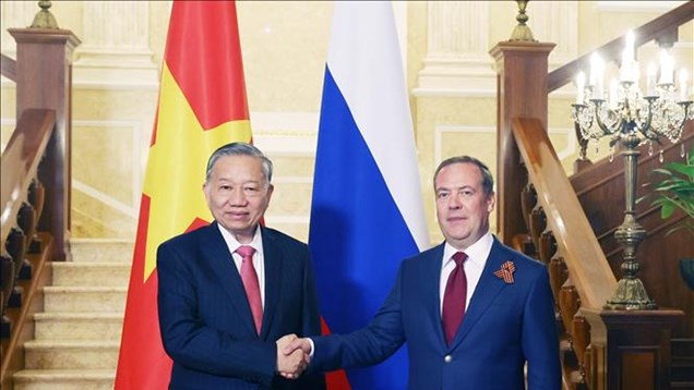 Tổng Bí thư Tô Lâm hội kiến Chủ tịch Đảng Nước Nga Thống nhất