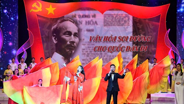 Nghị quyết của Bộ Chính trị về phát triển văn hoá Việt Nam