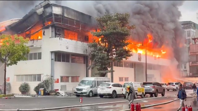 Cháy lớn tại Nhà máy Bia Hà Nội Habeco, không có thiệt hại về người
