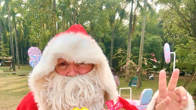 Niềm tin của trẻ thơ giữ ông già Noel luôn hiện hữu