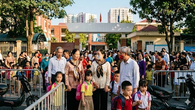 Trào lưu ông bà nuôi cháu ở đô thị: Cần một giải pháp cân bằng hơn