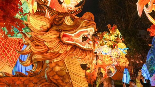 Sắc màu lễ hội đèn lồng đón năm mới tại Trung Quốc