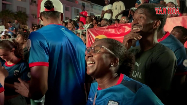 Giấc mơ khép lại, niềm tự hào còn mãi: Người hâm mộ Cape Verde nói gì về hành trình của ĐTQG