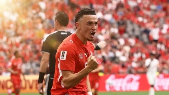 Bản tin World Cup 25.6: Xác định thêm các đội vào vòng 1/16, Neymar trở lại màu áo Brazil