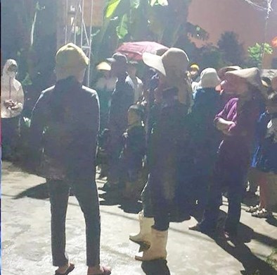 Huy động chó nghiệp vụ tìm kiếm bé trai hai tuổi mất tích - Anh 2