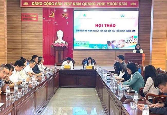 Khai thác giá trị văn hóa dân tộc Thổ vào hoạt động du lịch - Anh 1