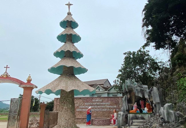 Giáng sinh đến sớm tại các xóm đạo xứ Nghệ - Anh 3