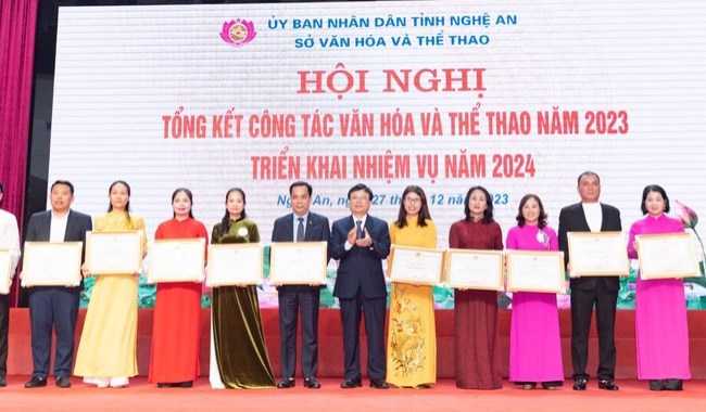 Nghệ An chú trọng phát huy giá trị di tích gắn với phát triển du lịch - Anh 3