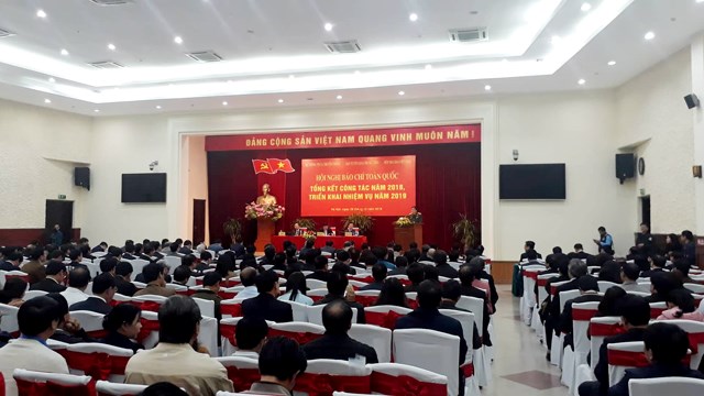 Báo chí góp phần đẩy lùi, ngăn chặn sự suy thoái về tư tưởng, chính trị, đạo đức, lối sống - Anh 2