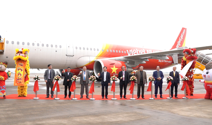 Vietjet khai trương đường bay TP.HCM – Vân Đồn (Quảng Ninh) - Anh 1