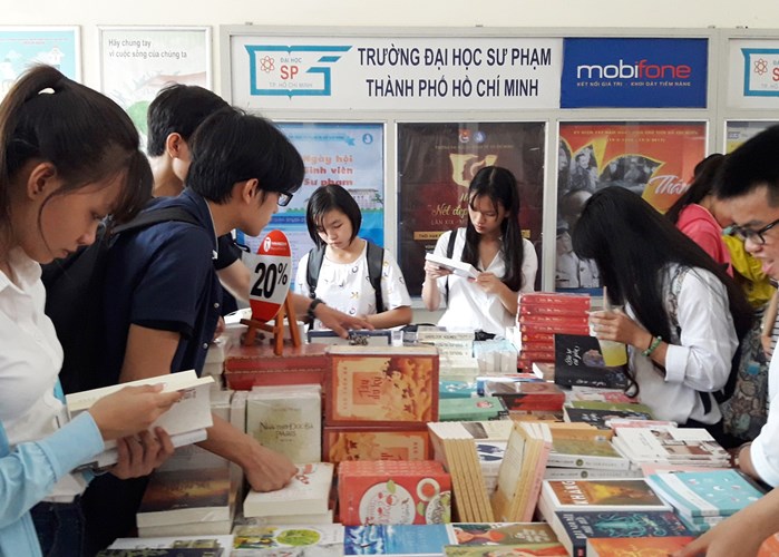 Văn hóa học đường trong bối cảnh hội nhập: Trường đại học cần kiến tạo bản sắc - Anh 1