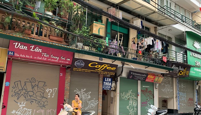 Hà Nội: Hàng quán 