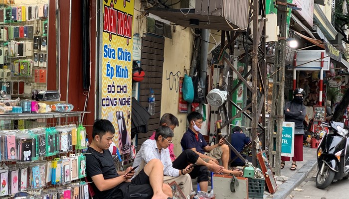 Hà Nội: Hàng quán 