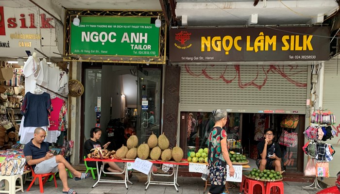 Hà Nội: Hàng quán 