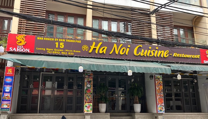 Hà Nội: Hàng quán 