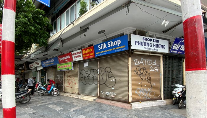 Hà Nội: Hàng quán 