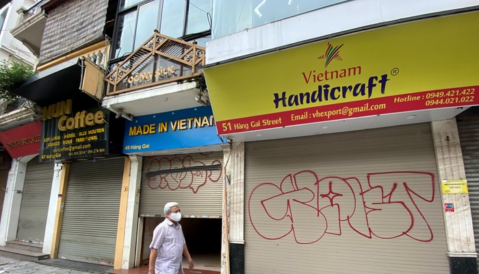 Hà Nội: Hàng quán 