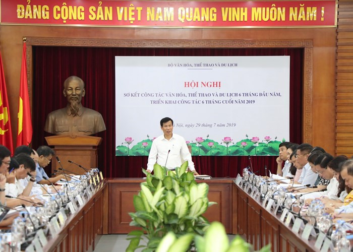 Bộ trưởng Nguyễn Ngọc Thiện: Tập trung giải quyết những vấn đề còn vướng mắc - Anh 2