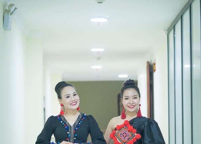 MV “Những bông hoa hỏa tuyến” chào mừng 66 năm chiến thắng Điện Biên Phủ - Anh 2