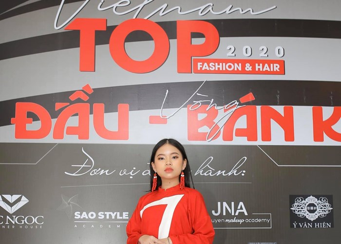 Áo dài trên sàn Siêu sao mẫu nhí Việt Nam 2020 - Anh 4