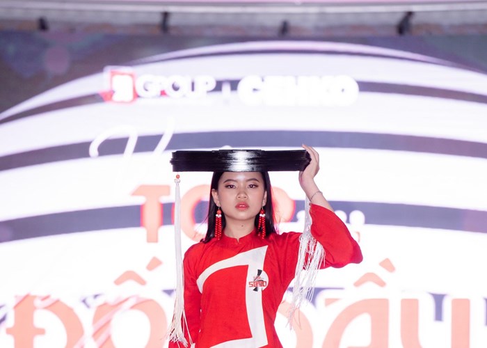 Áo dài trên sàn Siêu sao mẫu nhí Việt Nam 2020 - Anh 2