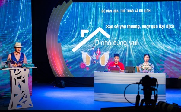 Bộ VHTTDL siết chặt kỷ luật, kỷ cương trong phòng, chống dịch Covid-19 - Anh 1