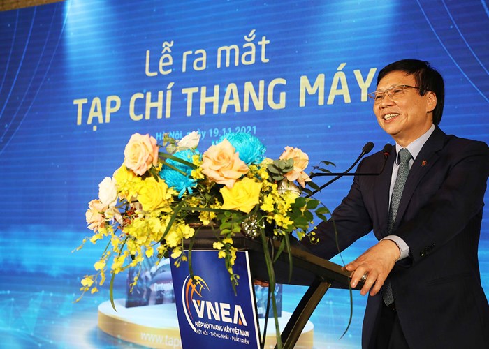 Tạp chí Thang máy ra mắt với ấn bản “Câu chuyện nghệ thuật trăm năm” - Anh 3