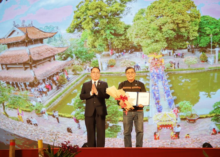 Trao giải Cuộc thi ảnh Di sản văn hóa toàn quốc lần thứ nhất - Anh 4