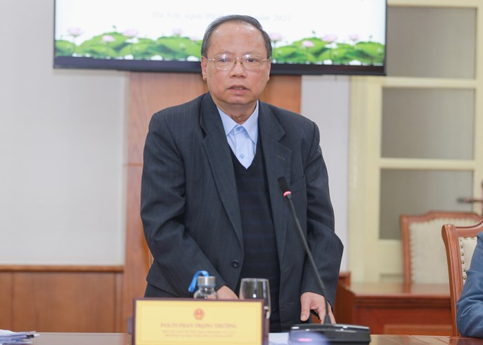 Tạo cú hích cho văn học nghệ thuật phát triển - Anh 6