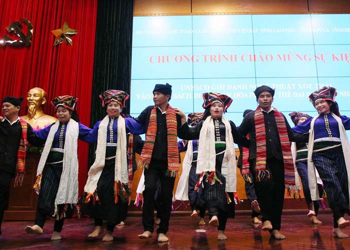 Nghệ thuật Xòe Thái được UNESCO ghi danh - Anh 11