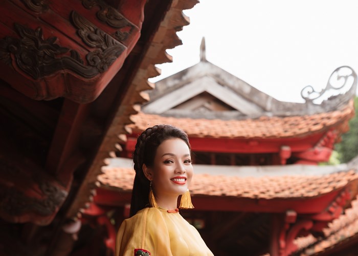 Truyền thống và đương đại trong MV xẩm “Công cha ngãi mẹ sinh thành” của Tân Nhàn - Anh 6