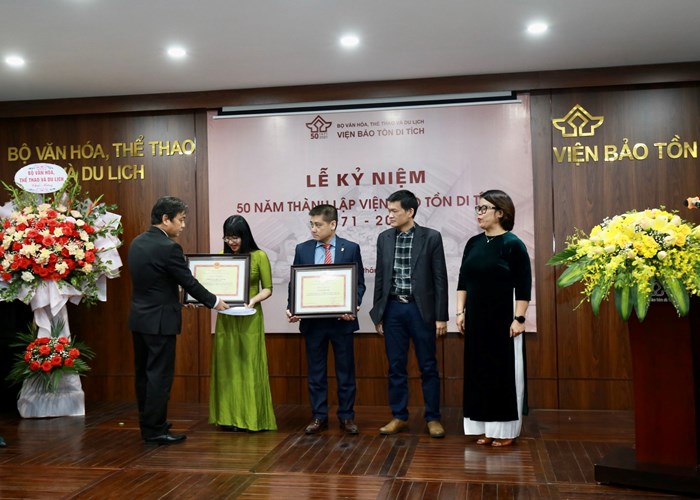 Viện Bảo tồn di tích kỷ niệm nửa thế kỷ thành lập - Anh 2