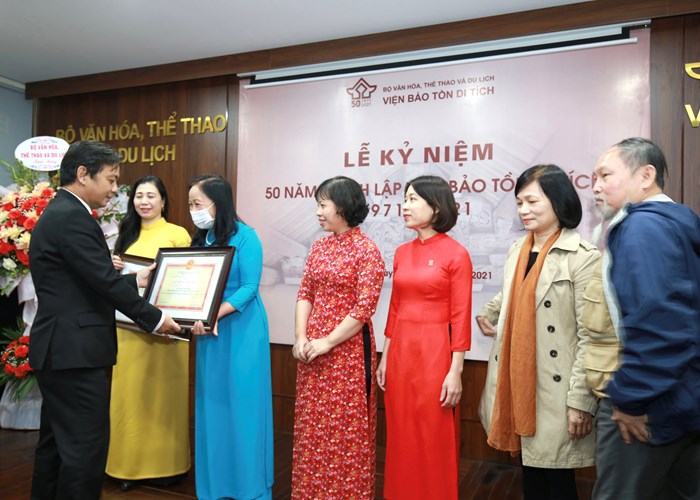 Viện Bảo tồn di tích kỷ niệm nửa thế kỷ thành lập - Anh 4