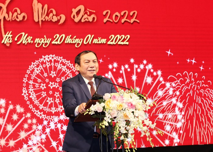 Bộ trưởng Nguyễn Văn Hùng: Đồng hành cùng đội ngũ văn nghệ sĩ trong công cuộc chấn hưng văn hóa - Anh 1