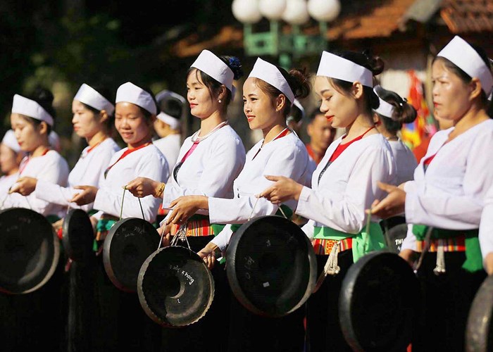 Xây dựng môi trường văn hóa lành mạnh, tạo đột phá trong phát triển nguồn nhân lực ngành VHTTDL - Anh 1