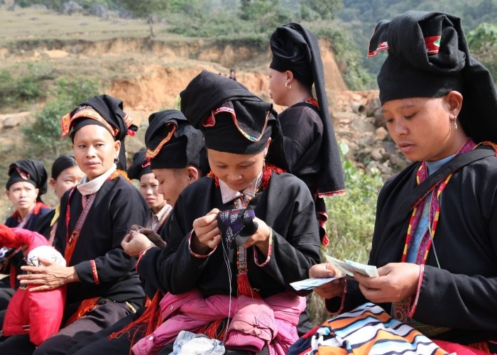 Xây dựng môi trường văn hóa cơ sở và công tác tổ chức cán bộ: Giải pháp thực chất, có chiều sâu - Anh 6