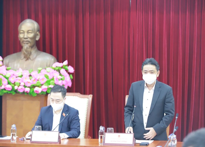 Quốc hội giám sát việc thực hiện chính sách, pháp luật trong quản lý, cung cấp và sử dụng thông tin trên mạng - Anh 1