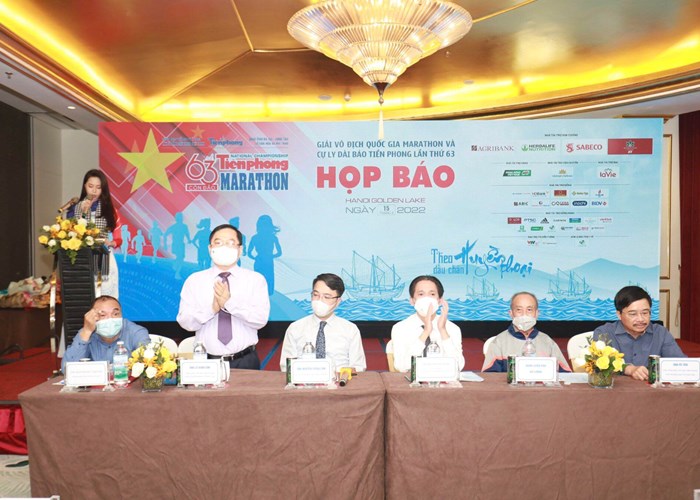 Tiền Phong marathon 2022 - bước tập dượt cho cho các VĐV tại SEA Games 31 - Anh 1