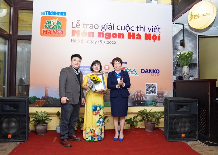 Cảm xúc và trải nghiệm với 