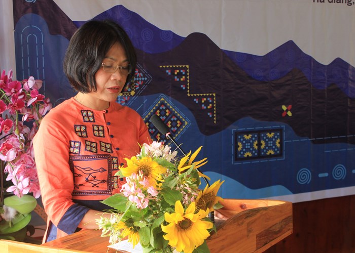 Giải pháp bảo tồn và phát huy giá trị văn hóa dân tộc Mông - Anh 2