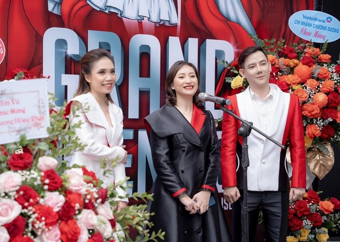 S Designer House- thương hiệu thời trang giàu bản sắc văn hóa - Anh 2