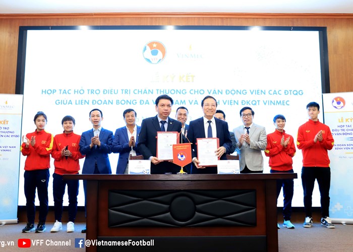 Các “sao” của đội tuyển quốc gia được Vinmec chăm sóc, điều trị chấn thương - Anh 1